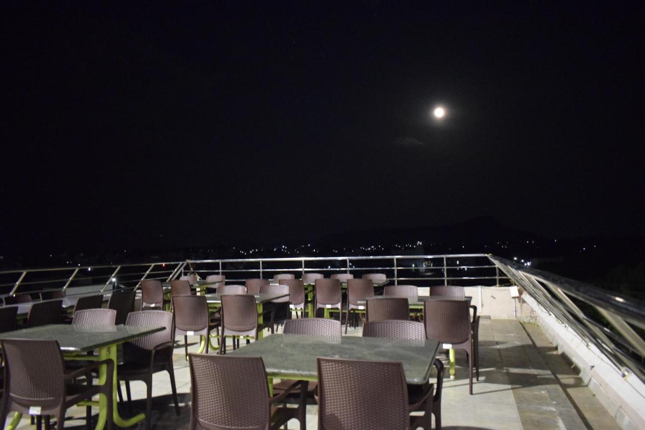 Hotel Vijay Krishna 马杜赖 外观 照片